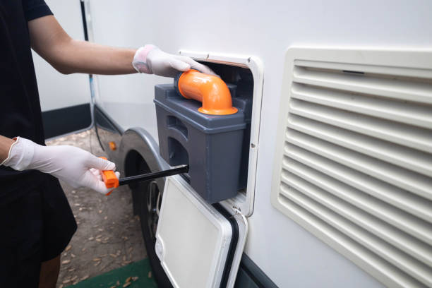 Porta potty delivery and setup in Snoqualmie, WA